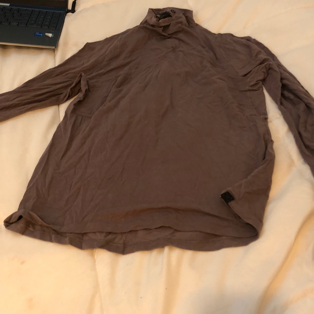 *FINAL CHANCE!!* BRAND NEW LULULEMON TURTLE NECK TOP!!